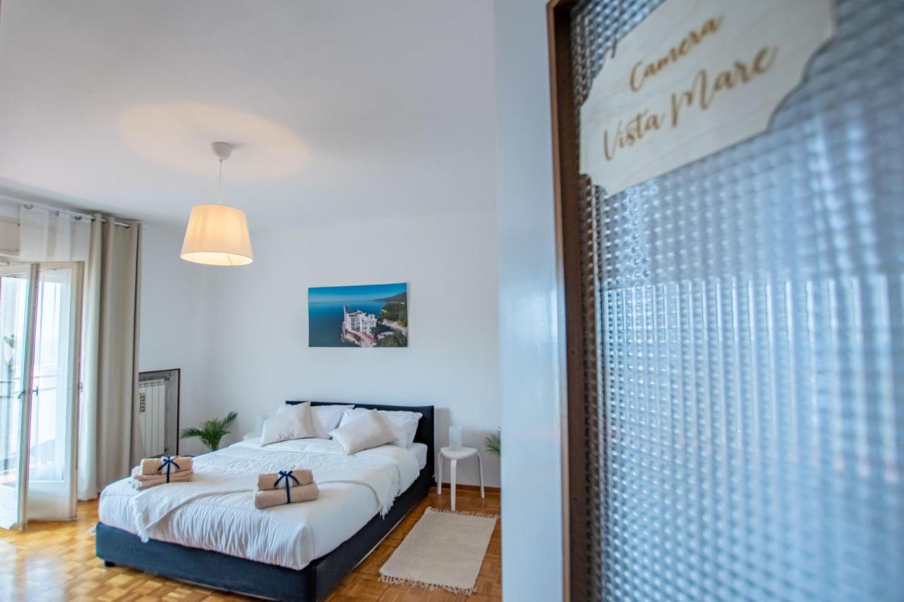 Free Parking -6 Posti Letto E Terrazzo Vista Mare Apartment Triest Exterior foto